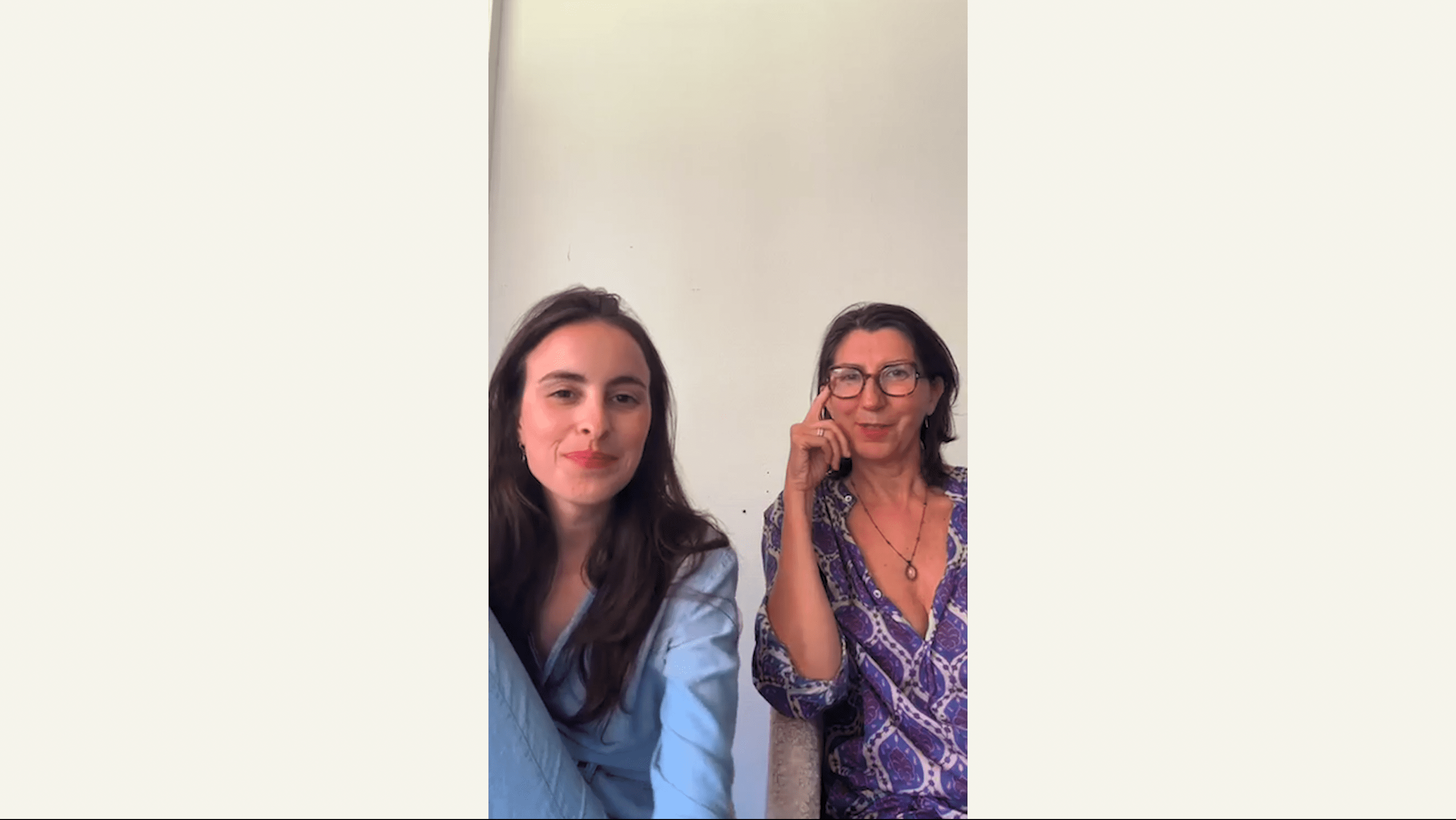 Charger la vidéo : Nelly Pélissier Hermitte et Marion Teulière répondent à vos questions sur le CAP Esthétique Cosmétique Parfumerie à l&#39;école Soin de Soi.